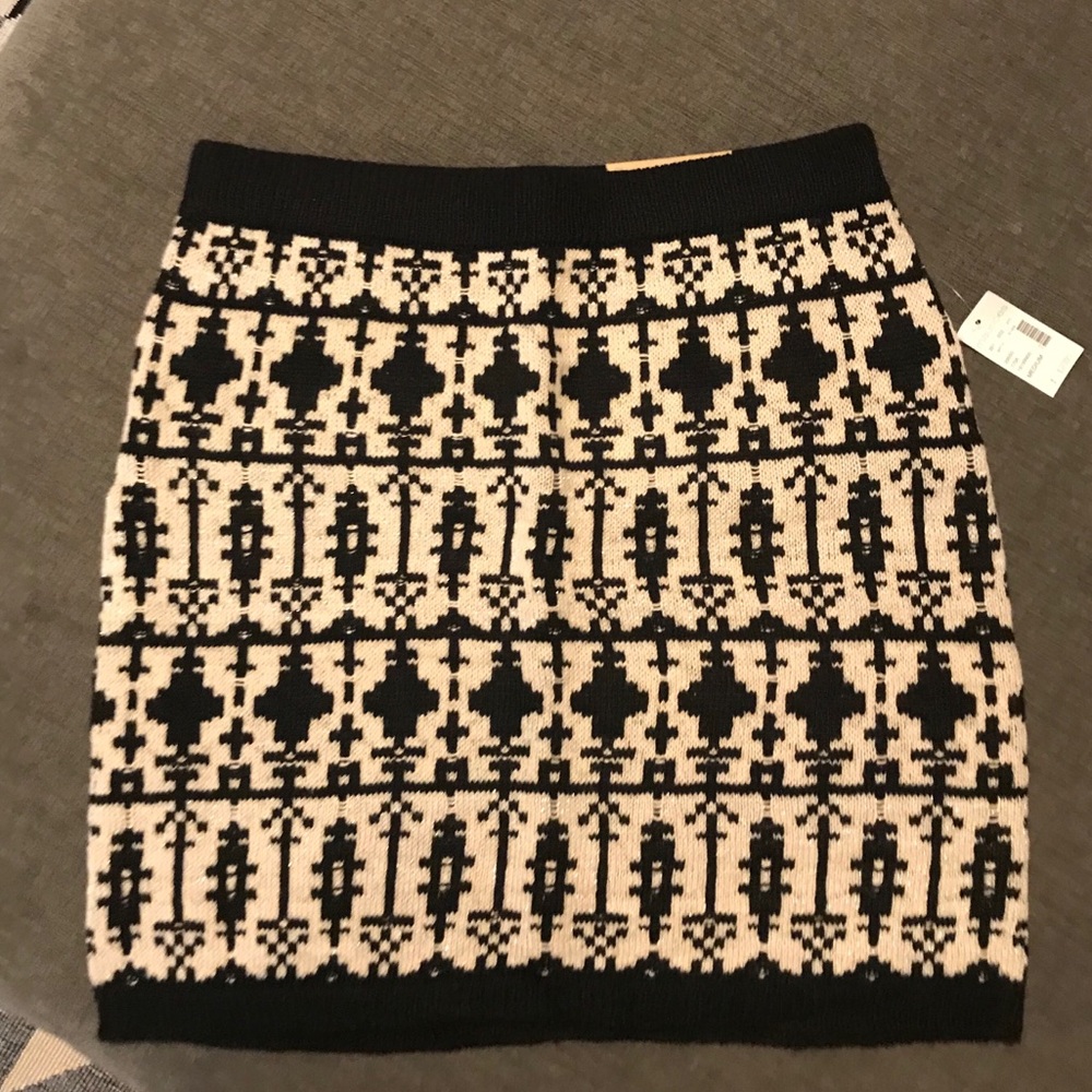 Sweater skirt